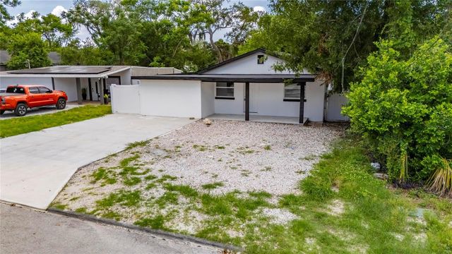 9608 N ASTER AVENUE, Tampa, FL 33612