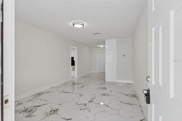 9608 N ASTER AVENUE, Tampa, FL 33612