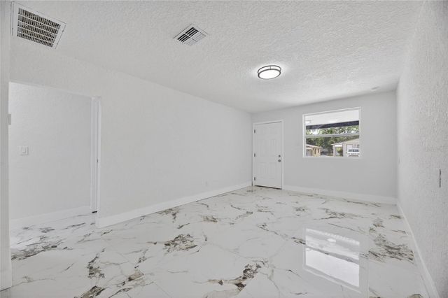 9608 N ASTER AVENUE, Tampa, FL 33612