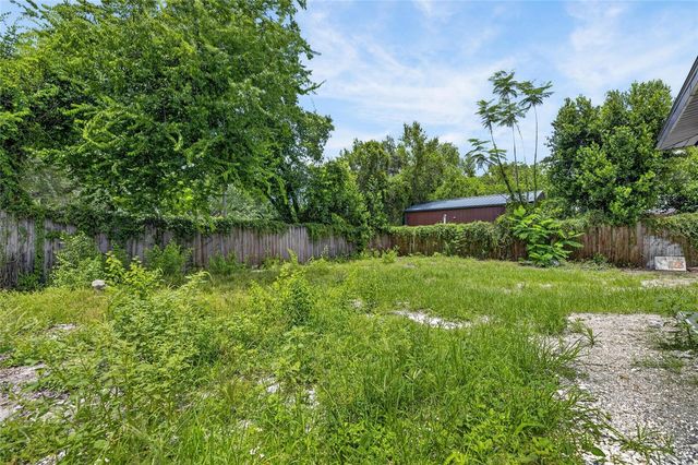 9608 N ASTER AVENUE, Tampa, FL 33612