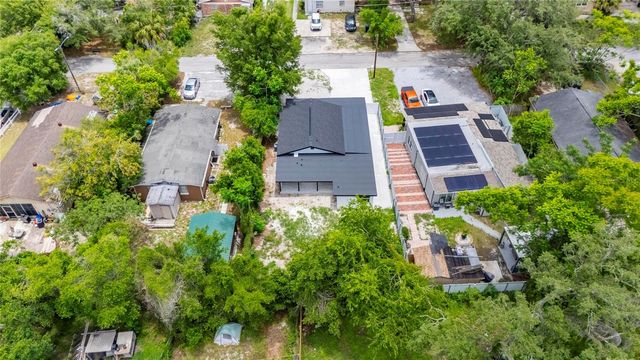 9608 N ASTER AVENUE, Tampa, FL 33612