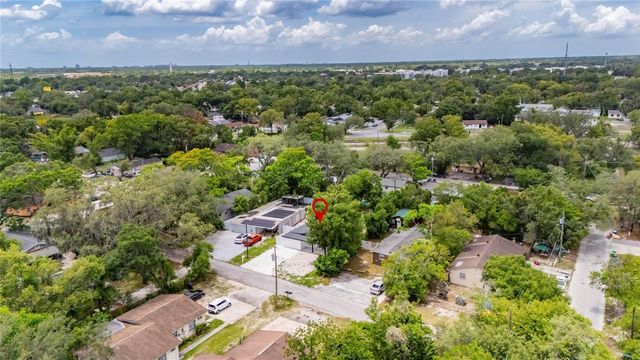9608 N ASTER AVENUE, Tampa, FL 33612