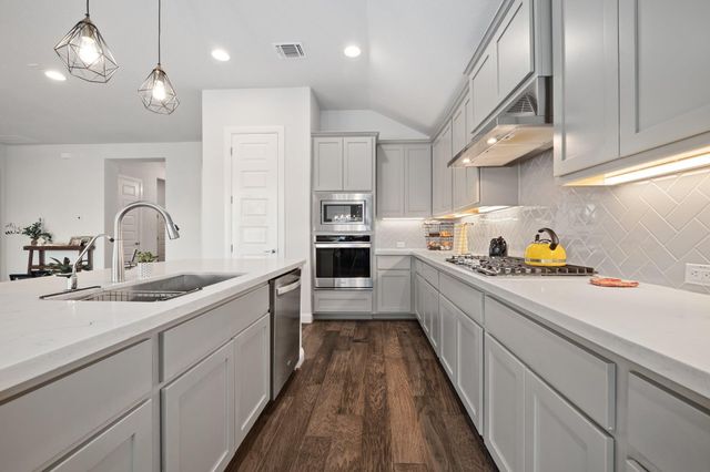 513 Elworth PATH, Austin, TX 78738