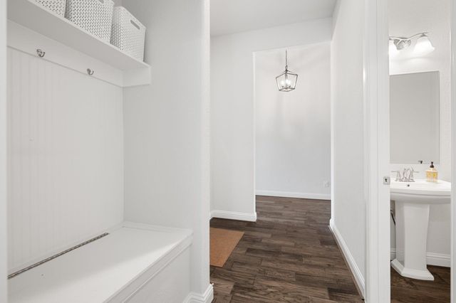 513 Elworth PATH, Austin, TX 78738