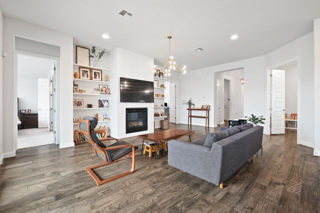 513 Elworth PATH, Austin, TX 78738