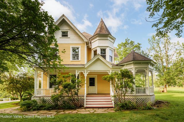 111 Jim Stephenson Road, Jeffersonville, NY 12748