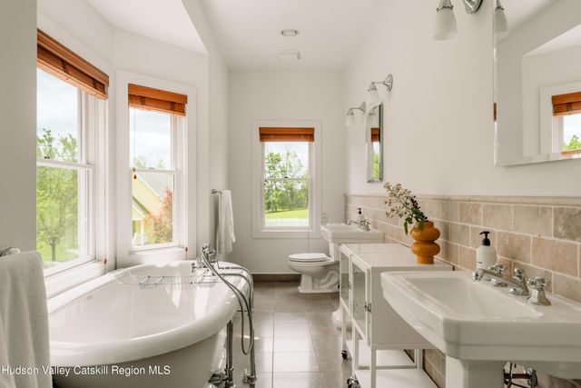 111 Jim Stephenson Road, Jeffersonville, NY 12748