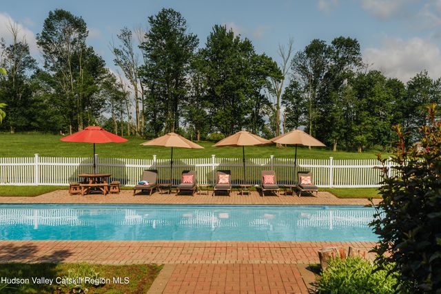 111 Jim Stephenson Road, Jeffersonville, NY 12748