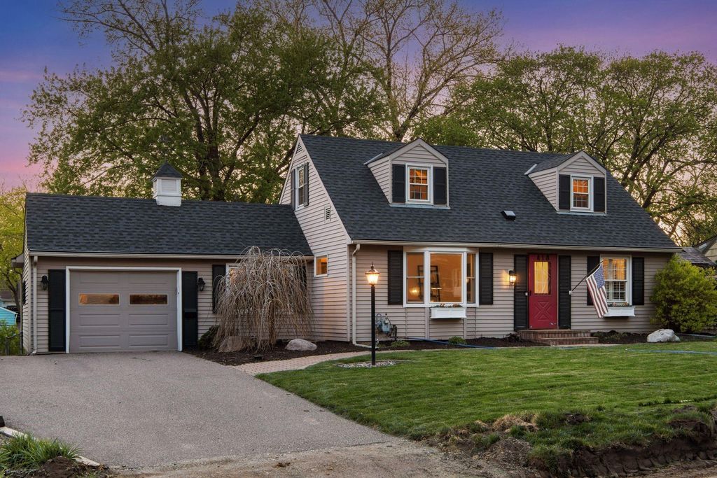 418 Tyler Avenue S, Edina, MN 55343