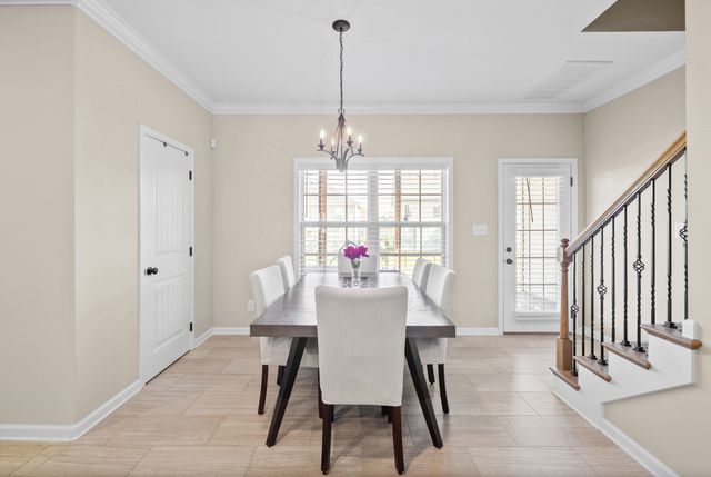 521 Castle Pinckney Ln, Clarksville, TN 37042