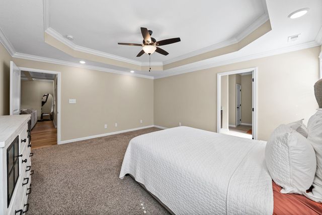 521 Castle Pinckney Ln, Clarksville, TN 37042