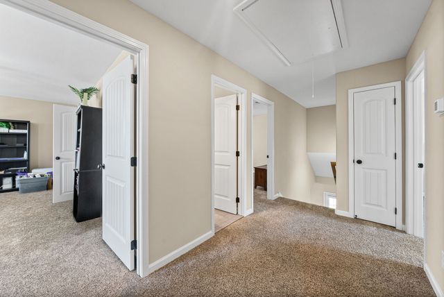 521 Castle Pinckney Ln, Clarksville, TN 37042