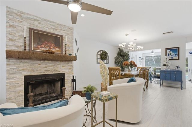 150 Logan BLVD N, Naples, FL 34119