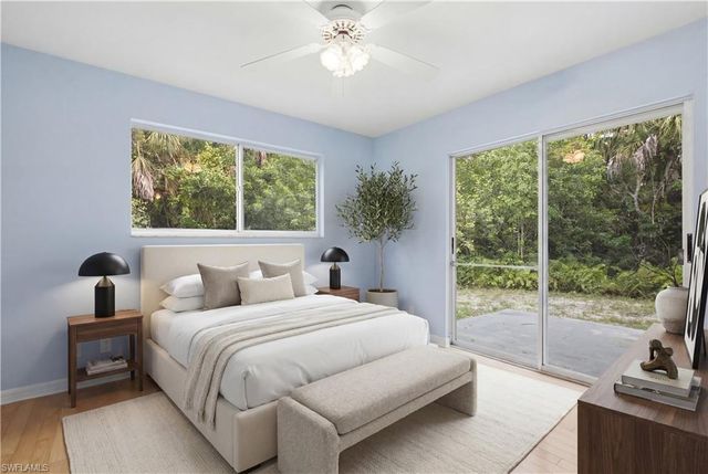 150 Logan BLVD N, Naples, FL 34119