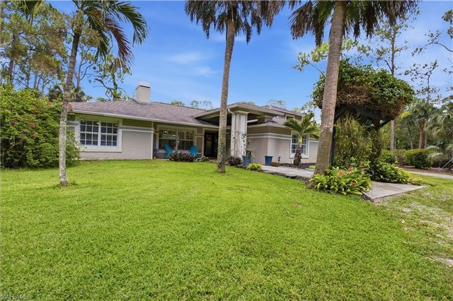 150 Logan BLVD N, Naples, FL 34119
