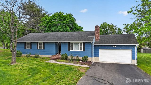 434 Hoffman Station Road, Monroe, NJ 08831
