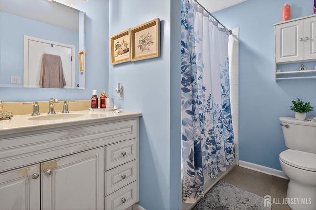 434 Hoffman Station Road, Monroe, NJ 08831