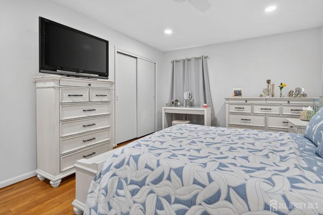 434 Hoffman Station Road, Monroe, NJ 08831