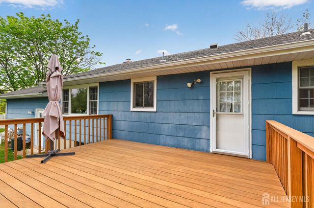 434 Hoffman Station Road, Monroe, NJ 08831