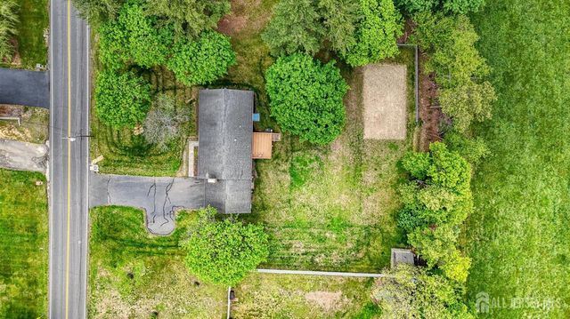 434 Hoffman Station Road, Monroe, NJ 08831