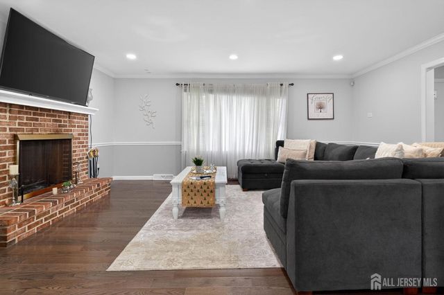 434 Hoffman Station Road, Monroe, NJ 08831