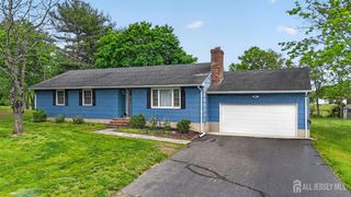 434 Hoffman Station Road, Monroe, NJ 08831
