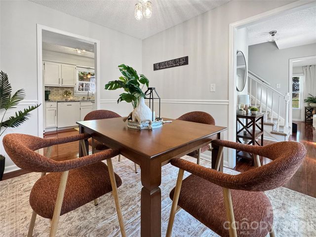 7806 Lobilia Lane, Charlotte, NC 28214