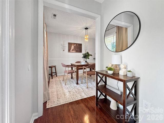 7806 Lobilia Lane, Charlotte, NC 28214