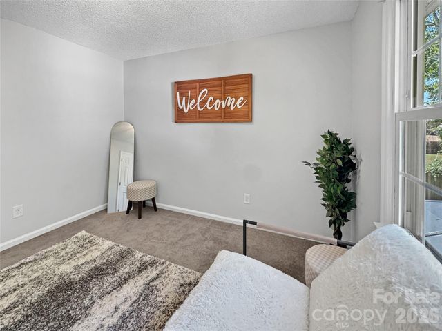 7806 Lobilia Lane, Charlotte, NC 28214