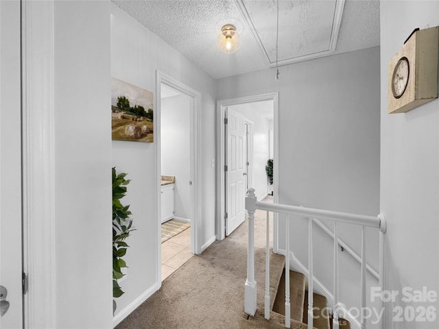 7806 Lobilia Lane, Charlotte, NC 28214