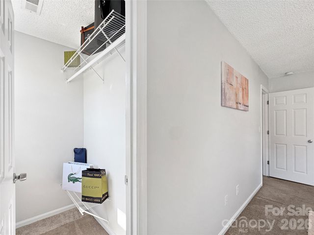 7806 Lobilia Lane, Charlotte, NC 28214