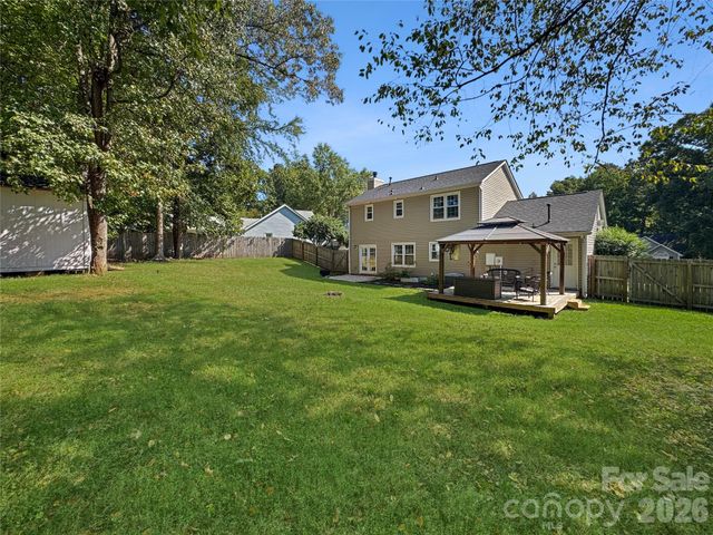 7806 Lobilia Lane, Charlotte, NC 28214