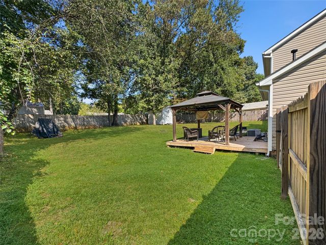 7806 Lobilia Lane, Charlotte, NC 28214