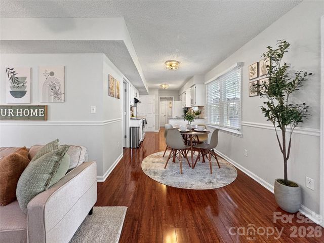 7806 Lobilia Lane, Charlotte, NC 28214