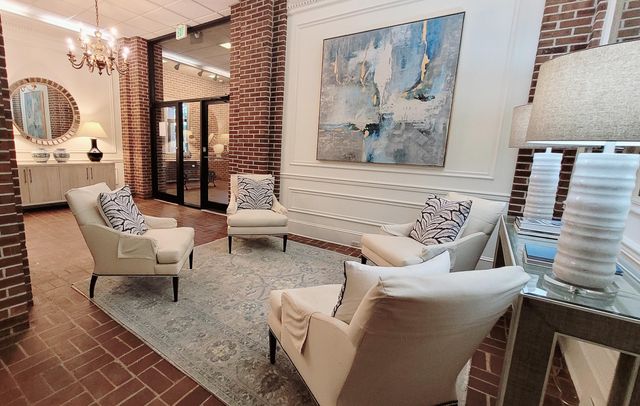 14 Lockwood Drive 2d, Charleston, SC 29401