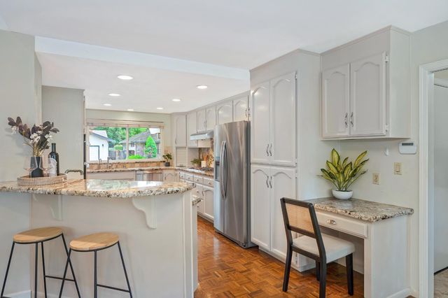 7686 River Ranch Way, Sacramento, CA 95831