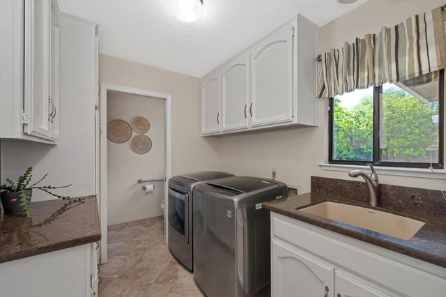 7686 River Ranch Way, Sacramento, CA 95831