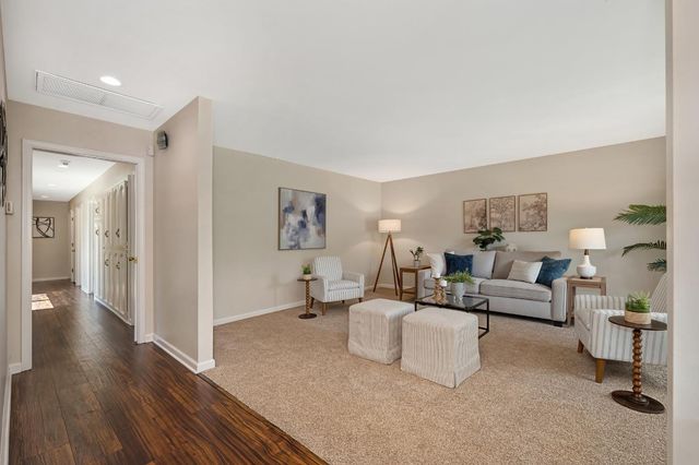 7686 River Ranch Way, Sacramento, CA 95831