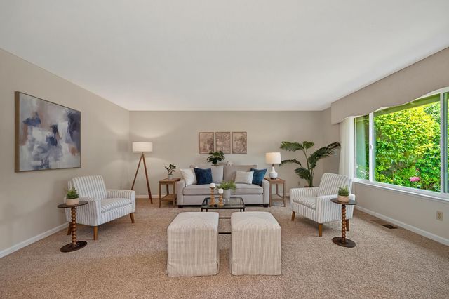 7686 River Ranch Way, Sacramento, CA 95831