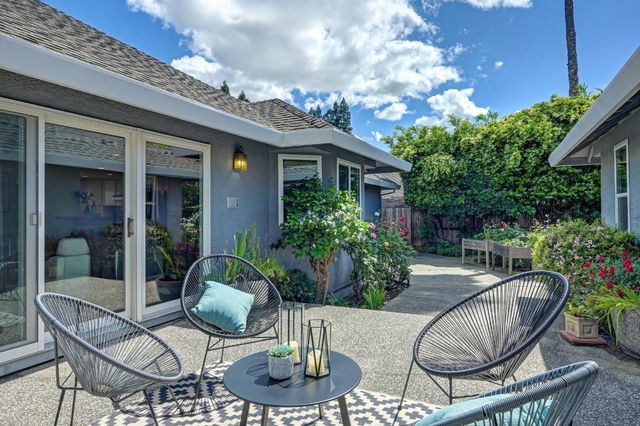 7686 River Ranch Way, Sacramento, CA 95831