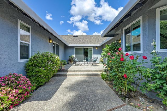 7686 River Ranch Way, Sacramento, CA 95831