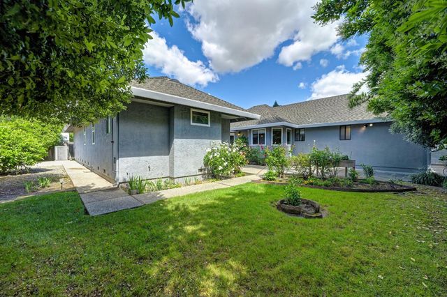 7686 River Ranch Way, Sacramento, CA 95831