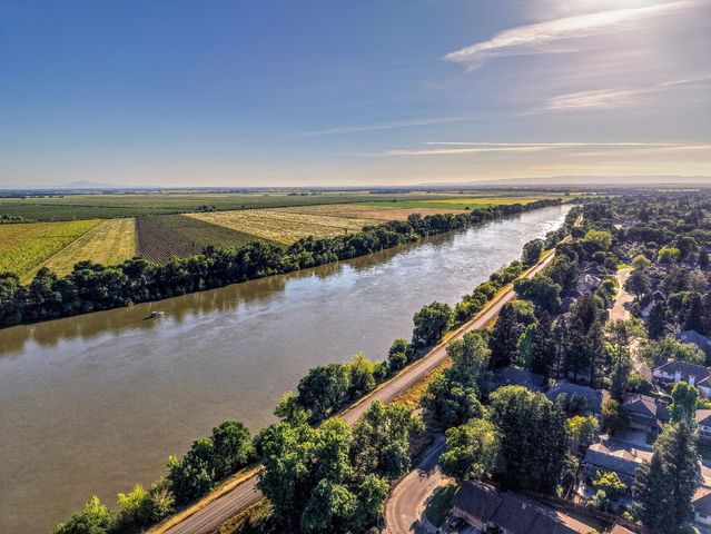 7686 River Ranch Way, Sacramento, CA 95831