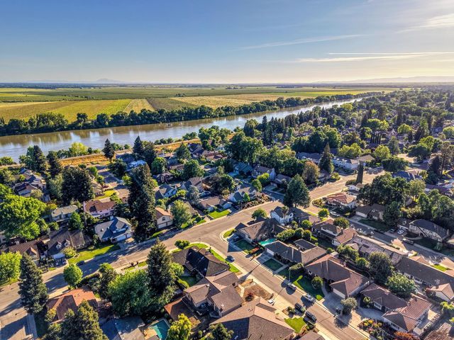 7686 River Ranch Way, Sacramento, CA 95831