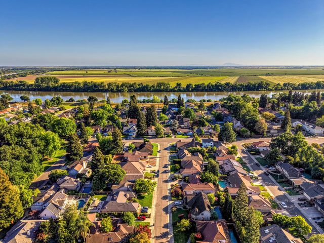 7686 River Ranch Way, Sacramento, CA 95831