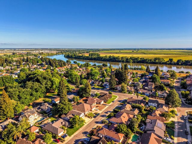 7686 River Ranch Way, Sacramento, CA 95831