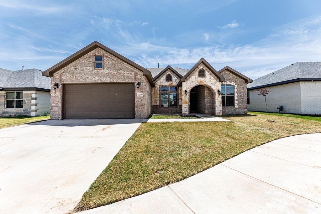 7619 59th Street, Lubbock, TX 79407