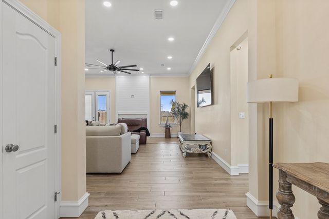 1810 S County Rd 1069, Midland, TX 79706