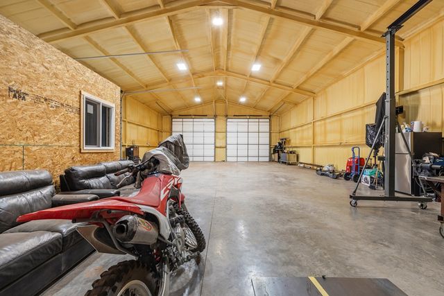 1810 S County Rd 1069, Midland, TX 79706