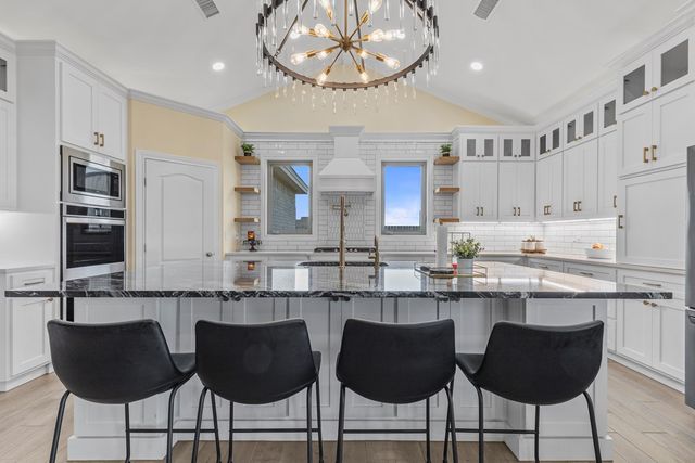 1810 S County Rd 1069, Midland, TX 79706